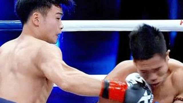 拼拳对攻，谁更硬谁就赢#昆仑决 #体育 #罗祖胜#这谁顶得住啊 #硬碰硬