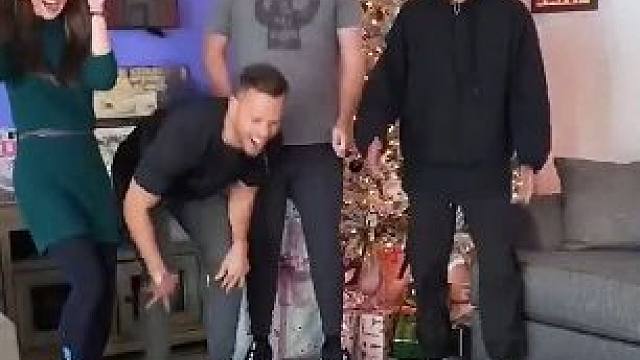 踩箱子大比拼，看谁能赢得大奖