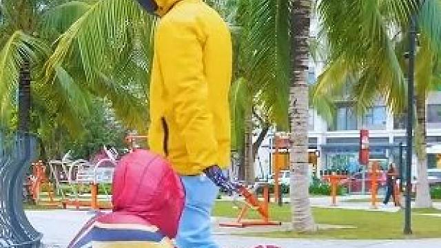 蜘蛛侠的脚扭了，看有没有好心人帮他