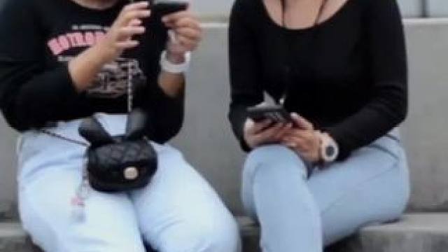 我离成功只差一个碗#看一遍笑一遍 #每日一笑 #看完不笑算我输 #街头整蛊