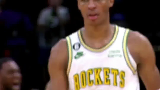 “我们tm的打的就是精锐！小伙子们奋力拼下这场胜利送给悲伤中的塞拉斯主教练！