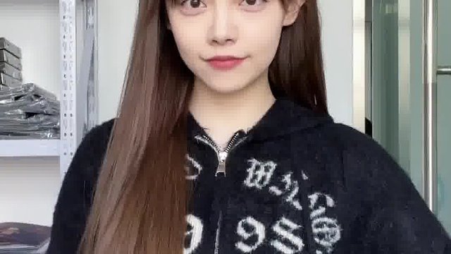 嘻嘻手脑不一致了