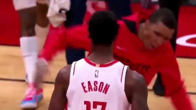 哈登刚复出需要找找状态，杰伦格林还需要努力去控制失误