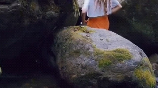 请你相信我只是去拍风景的