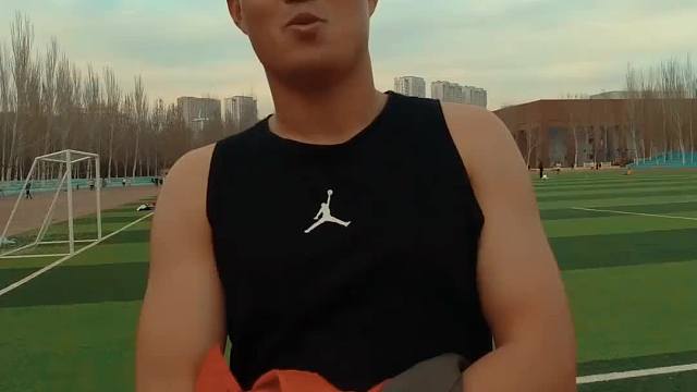 生活最大的幸福就是，坚信有人爱着我。