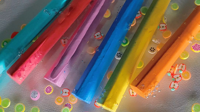 听粉笔泡水的声音，解压~