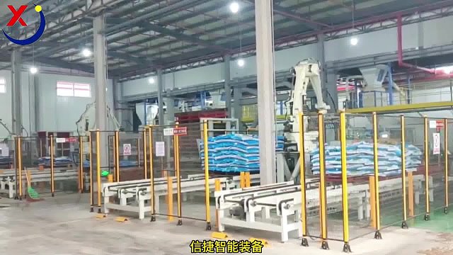 为什么工厂都喜欢用码垛机器人，无人工厂已然来临，一车间三台码垛机同时作业1