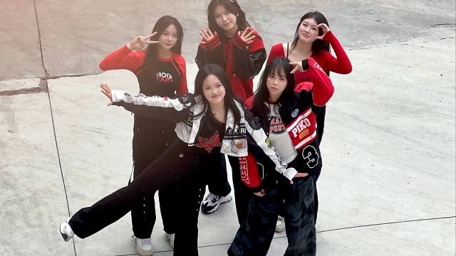 高中生元旦汇演丨自由自在无拘无束的《KITSCH》-IVE