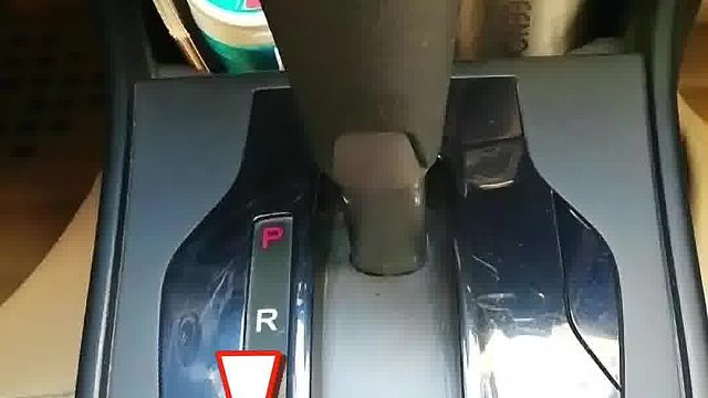 开自动档这六个错误的驾驶方式,你中了几个 #汽车知识  #驾驶技巧