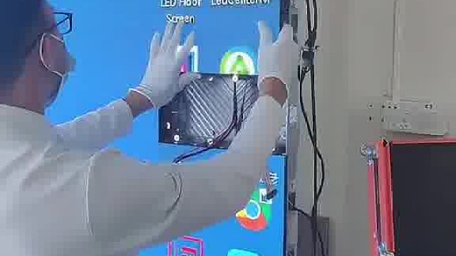 大屏幕是这样修复的