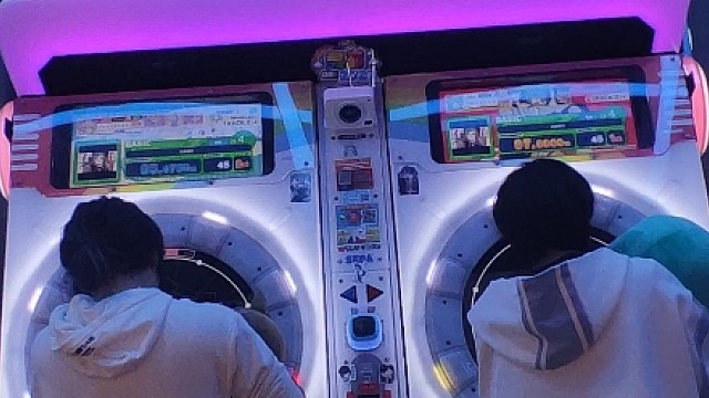 情人节抱着fufu一起打恋爱裁判！