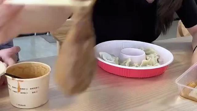 在公司是怎么吃午饭的