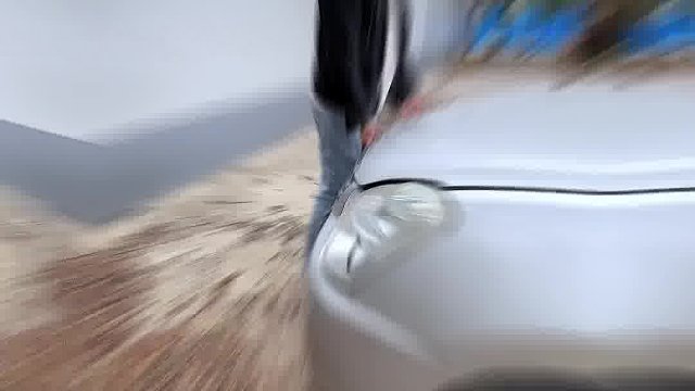 汽车开久了以后,发动机舱盖缝隙过大怎么调？ #汽车知识   #每天一个用车知识