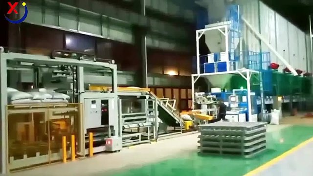 原来堆积如山的袋子现在竟然有序，生产线焕然一新，信捷码垛机包装生产线