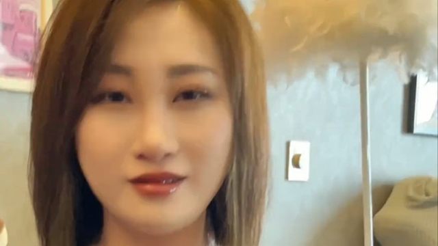 等我上好哥们的姐姐家借宿一宿会怎么样呢？