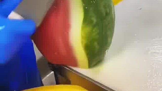 请停止你的迪拜刀法