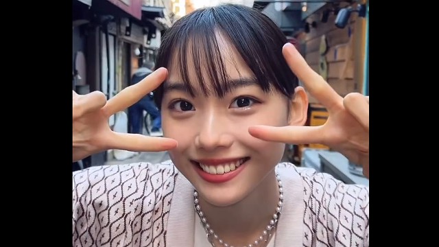 【假面骑士歌查德】松本丽世(凛音):元气JK！在三轩茶屋的怀旧街道上也能跳起可爱舞蹈！