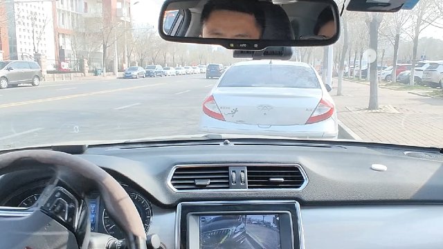 第一人称视角讲解侧方停车，方法简单，简单好学