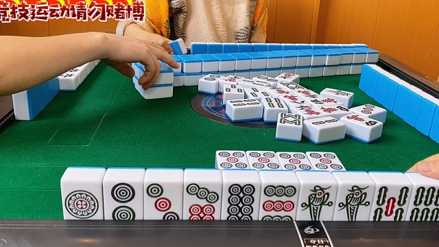 四川麻将：有杠必开