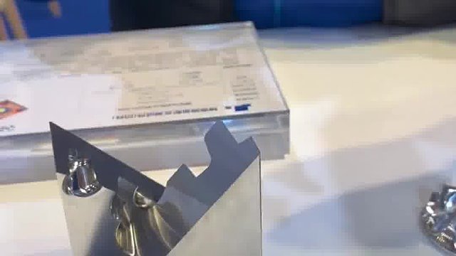 加工到这水准是机床好还是师傅牛？