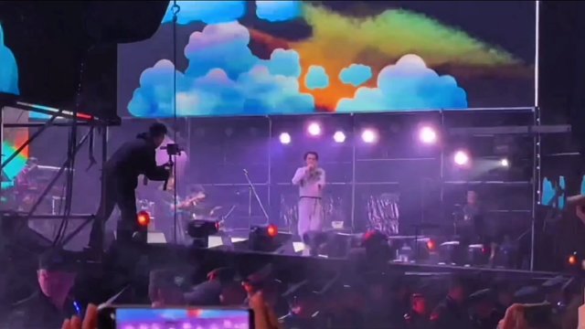 我们一起享受音乐节的魅力