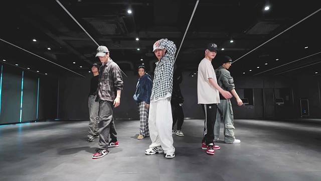 『4K镜面扒舞』NCTDREAM最新回归收录曲UNKNOWN镜面运镜练习室 加亮+替换音源 扒舞用