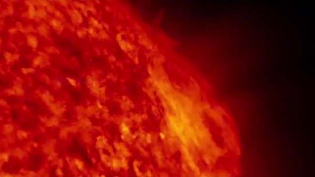 太阳怎么做到“燃烧”50亿年而不熄灭的？先了解一下太阳能发光发热的原理