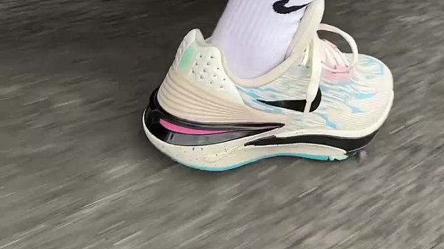 骑上我心爱的小摩托，骑行三公里测评一下灭世纯原gt cut一代和二代的耐磨性！