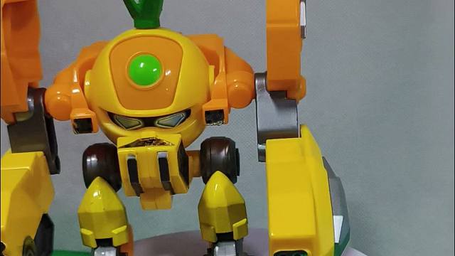 到货了，买了一个菠萝吹雪送给小时候的自己