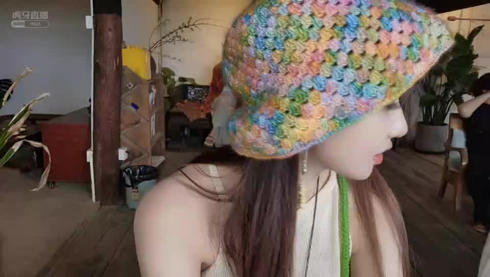 【皮皮宝宝】这个帽子是手工的，它值这个价格！