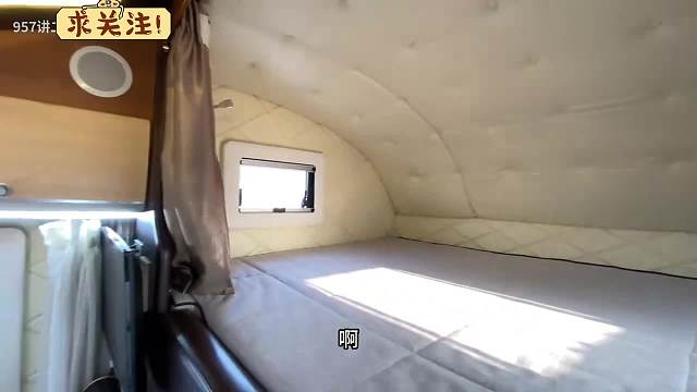 二手房车品类太多了，这种便宜老车能不能玩呢，看里面布局真的很喜欢