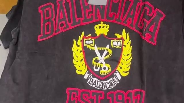 潮流分享巴黎世家刺绣重工短袖开箱指南