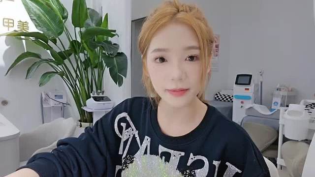 【集梦雅婷】美甲师说我性格很好，要找一个开朗的男朋友！