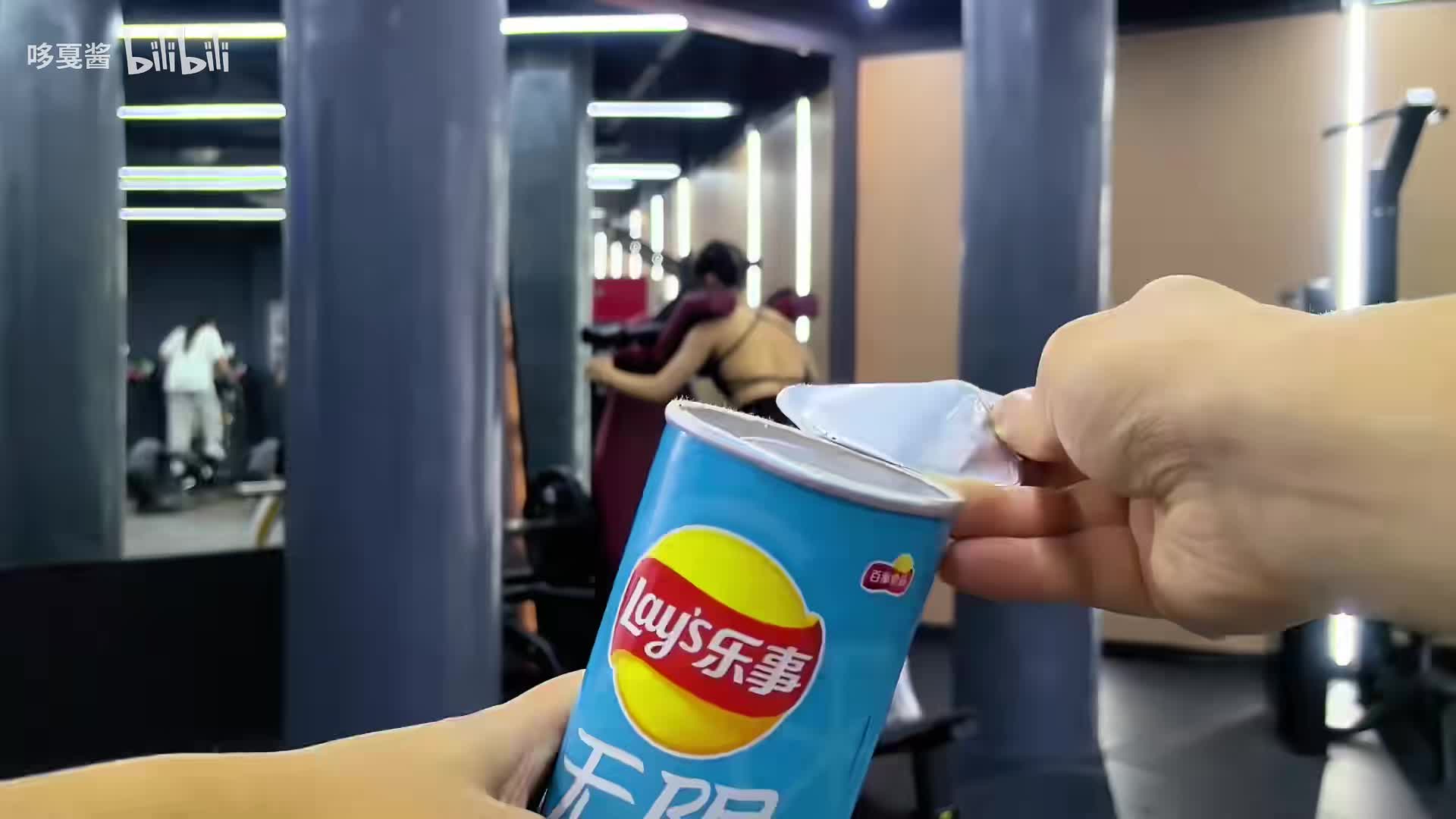 多年没更的up主，一点开刚发的视频居然是……