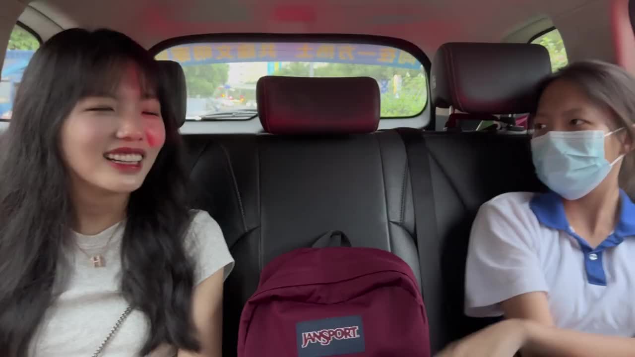 感觉和未来老丈人聊的不错，不过好像有点说多了…出来都站不稳了 #见父母 #情侣vlog