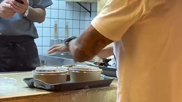 230. 盘点那些生活中的暖心瞬间，纹身跟人品无关