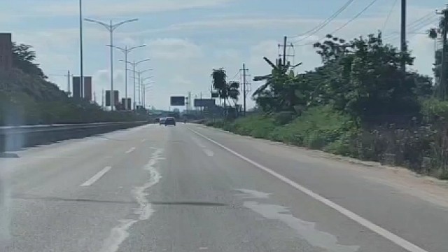 车子放路边被撞了，找不到肇事者怎么办 #每天一个用车小知识 #汽车知识