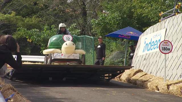 来了来了，男生女生的减速带又来了