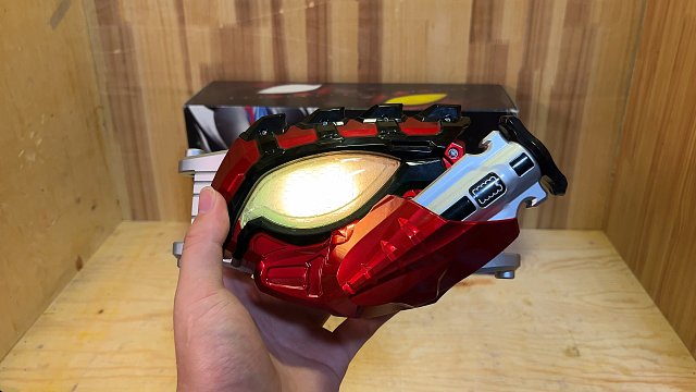 挑战开箱100位特摄博主福袋——幼稚的盒子老师2000元CSM福袋大开箱！