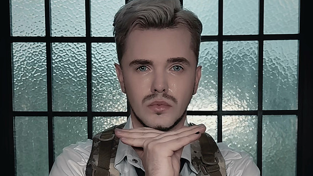 开水太烫我不敢喝，人心太凉我不敢摸