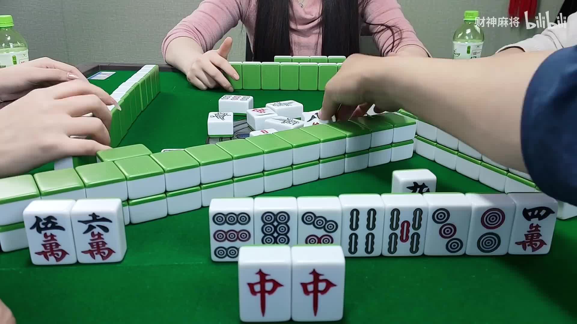 红中麻将:有点飘了。