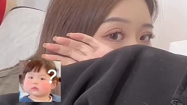 当女朋友是这样偷看你手机的。