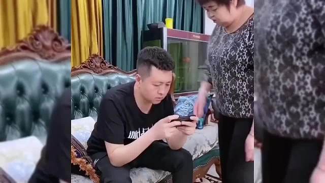 126. 盘点全网家庭地位极低都男人，再彪悍的爷们，也怕家里的母老虎