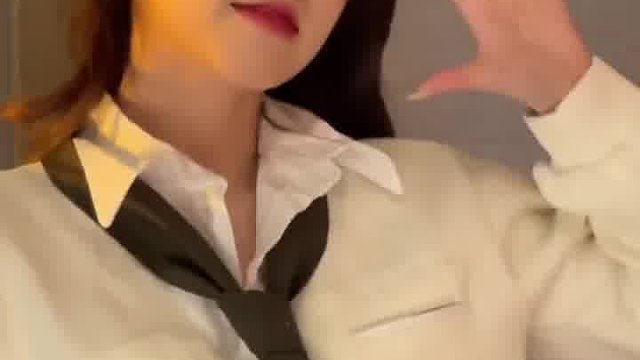 俺虽然长得不好看 但是很耐看 不信你仔细看