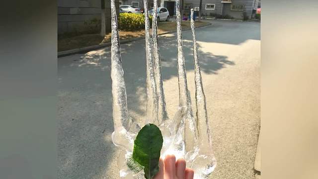 没有男生能拒绝东北冰溜子冰雪限定神器