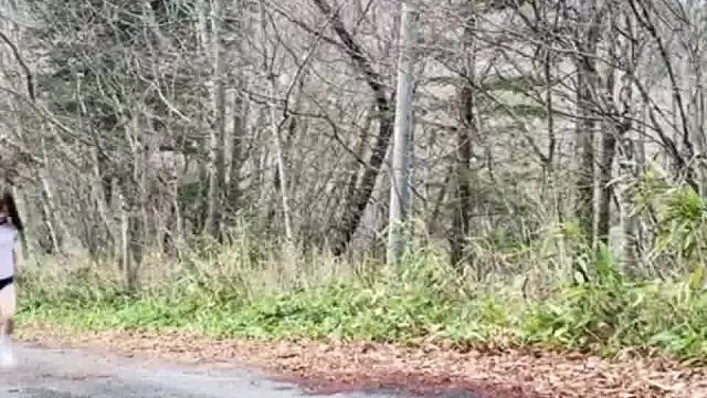 生活不景气，小姐姐去跑步了