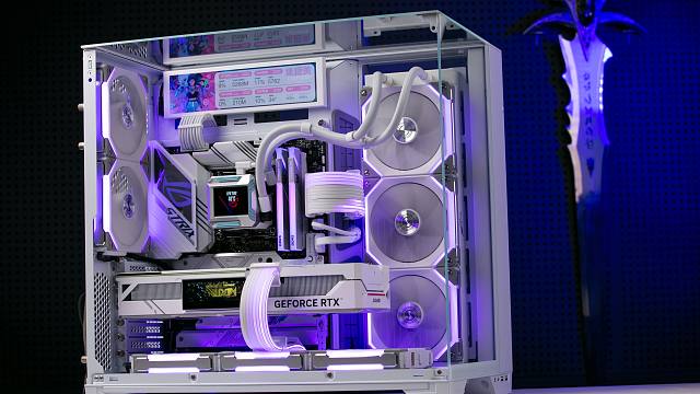 精致的桌面装饰品，漂亮的不像实力派，海景房电脑