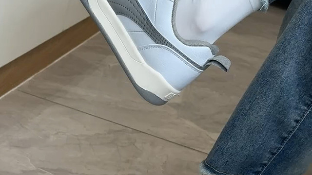 悲观者永远正确 而乐观者永远前行 #漂亮的鞋子才配最美的你