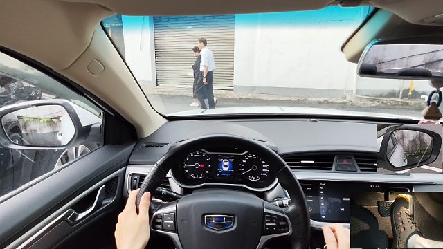 新手学车，沉浸式开车实战教程，用新手的角度应对晚高峰！