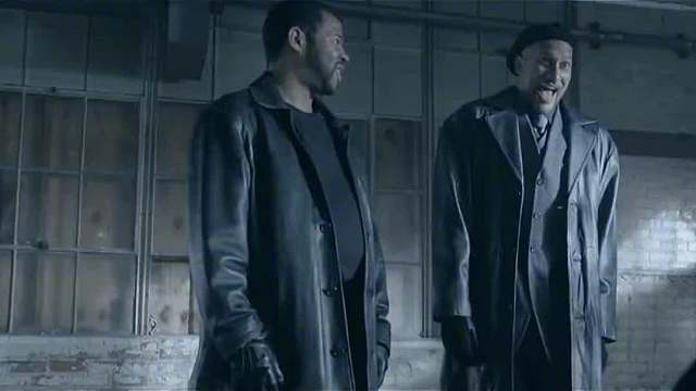 176. @出你身边那个装笑的人